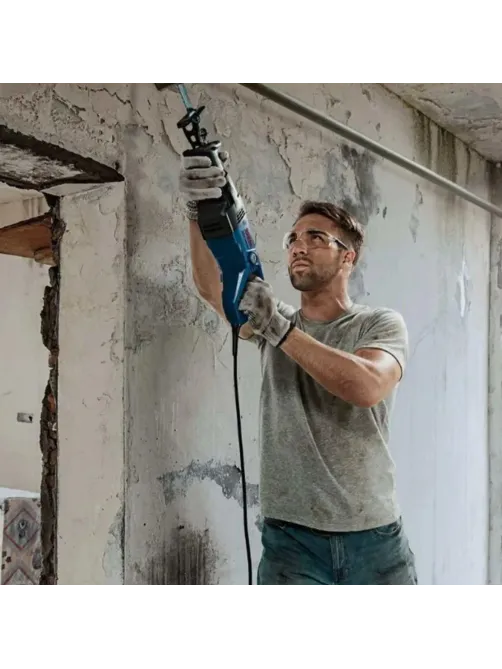 Пила сабельная Bosch GSA 120 06016B1020