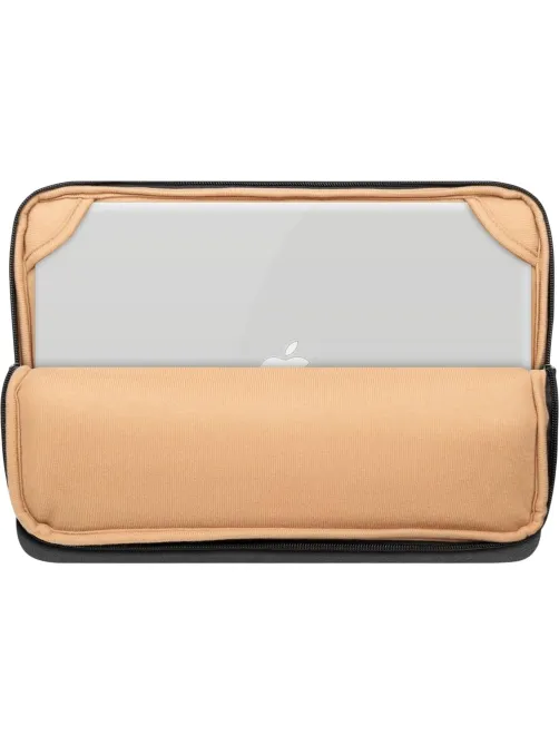 Чехол RIVACASE 8115 black Clark-ECO для MacBook Air 15 / 12