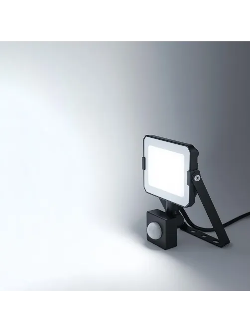 Прожектор светодиодный с cенсором  20 Вт 6500K холод св OSRAM