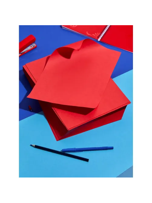 Бумага цветная Комус Color (красный интенсив), 80г, А4, 500 л.