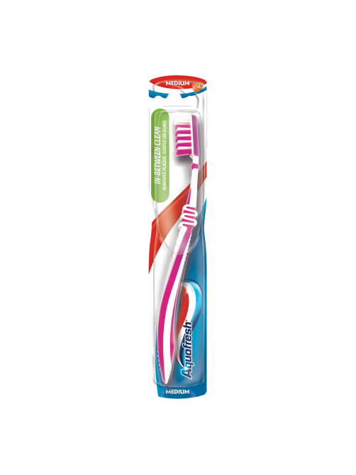 Зубная щетка Aquafresh In-between Clean для очищения зубов и межзубных промежутков средняя жесткость в ассортименте