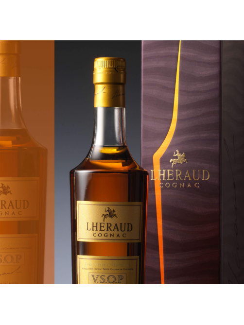 Коньяк Lheraud VSOP в подарочной упаковке, 0.5л