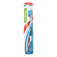 Зубная щетка Aquafresh In-between Clean для очищения зубов и межзубных промежутков средняя жесткость в ассортименте