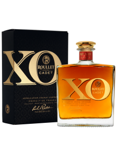 Коньяк Roullet Cadet XO в подарочной упаковке, 0.7л