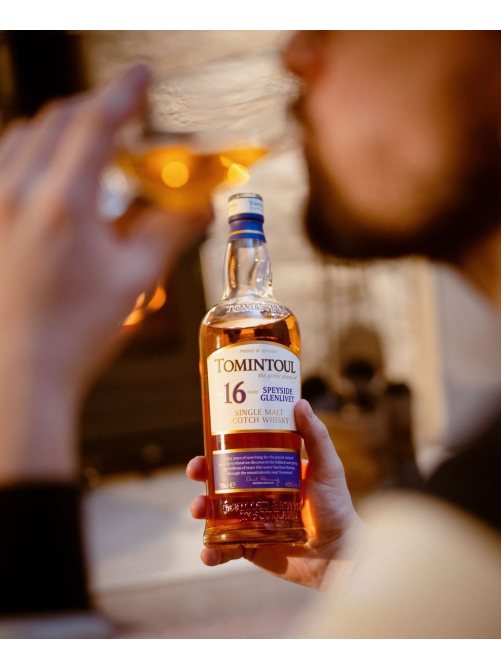 Виски шотландский Tomintoul Speyside Glenlivet 16 лет в подарочной упаковке, 0.7л