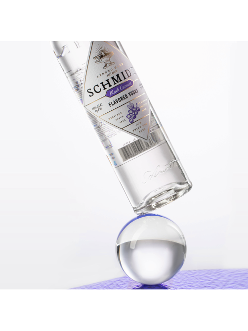 Водка Schmidt черная смородина, 0.7л