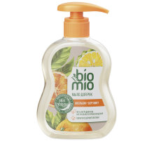 Мыло жидкое BioMio Natural Liquid Soap с эфирными маслами апельсина и бергамота, 300мл