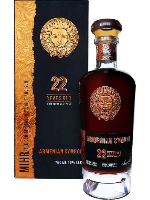 Коньяк Armenian Symbol 22 года в подарочной упаковке, 0.75л