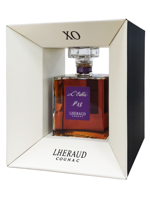 Коньяк Lheraud L'Oublie No. 48 X.O в подарочной упаковке, 0.7л