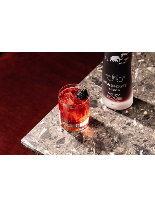 Настойка Mamont Blood полусладкая, 0.5л