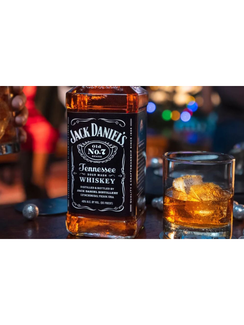 Виски Jack Daniel's Tennessee, 0.7л