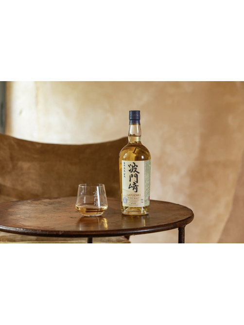 Виски японский Hatozaki Japanese pure malt в подарочной упаковке, 0.7л
