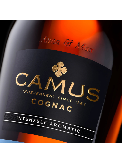 Коньяк Camus VSOP в подарочной упаковке, 0.5л
