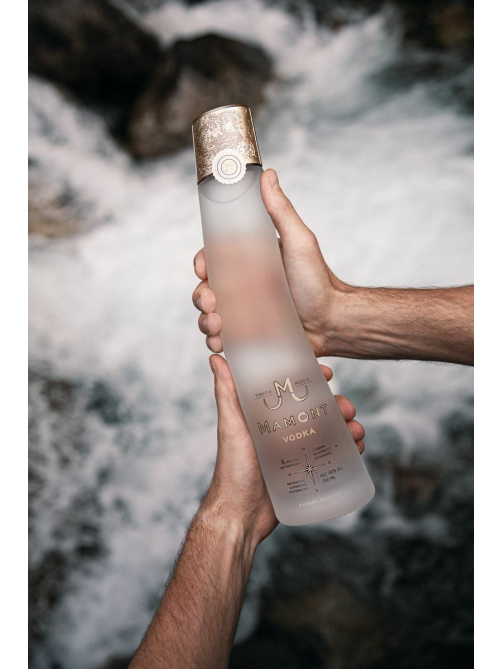 Водка Mamont 0.7л