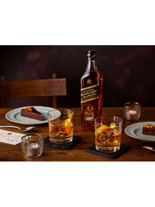 Виски шотландский Johnnie Walker Black Label, 0.7л