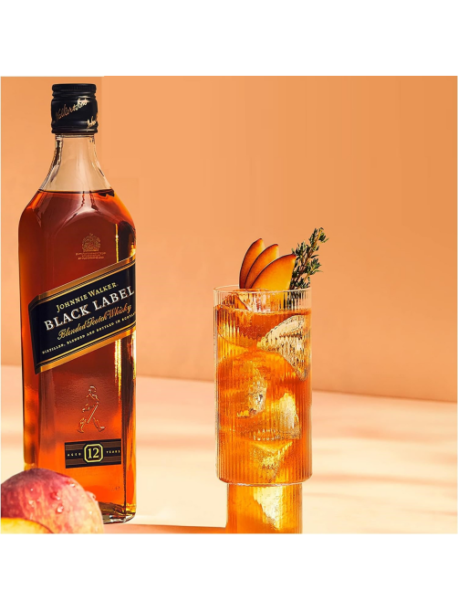 Виски шотландский Johnnie Walker Black Label, 0.7л