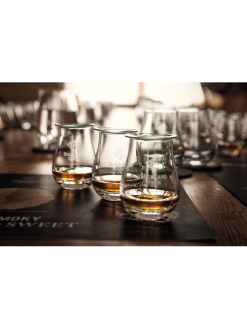 Виски шотландский Highland Park 12 лет в подарочной упаковке, 0.7л