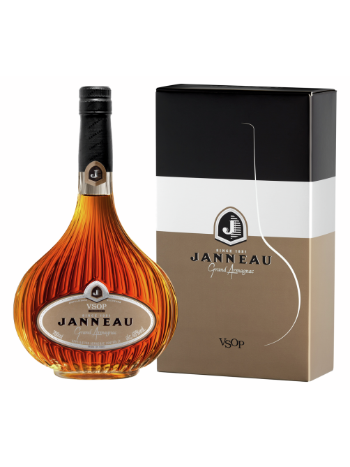 Арманьяк Janneau VSOP в подарочной упаковке, 0.7л