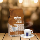 Кофе Lavazza Crema e Aroma натуральный жареный в зернах, 1кг