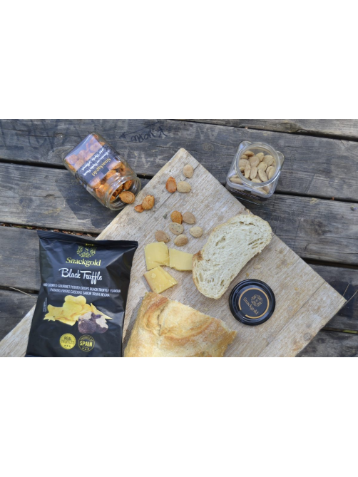 Чипсы Snackgold со вкусом Черный трюфель, 125г