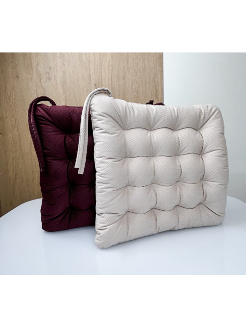 Сидушка 23rd Avenue Herringbone с тафингом кремовая, 38 x 38см