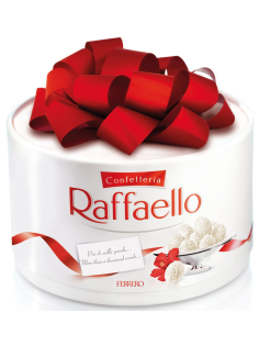 Конфеты в коробке Raffaello с цельным миндальным орехом в кокосовой обсыпке, 200г