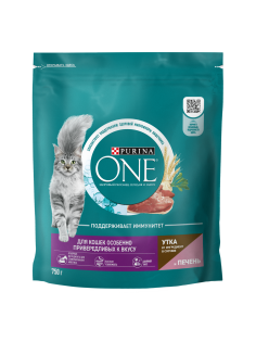 Корм для кошек Purina One сухой с уткой и печенью, 750г