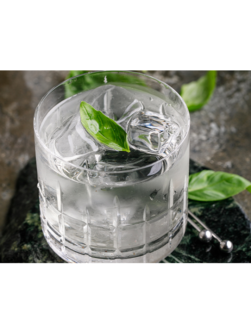 Водка Чистые Росы 1.5л