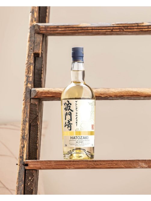 Виски японский Hatozaki Japanese Blended в подарочной упаковке, 0.7л