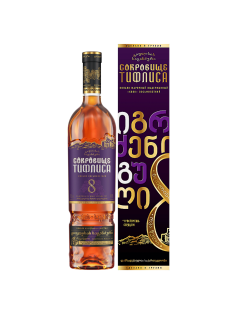 Коньяк Сокровище Тифлиса 8 лет в подарочной упаковке, 0.5л