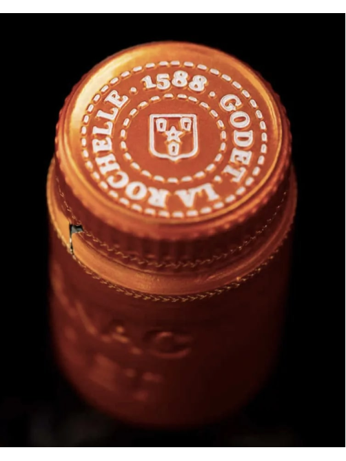 Коньяк Godet VSOP Original Cognac в подарочной упаковке, 0.7л