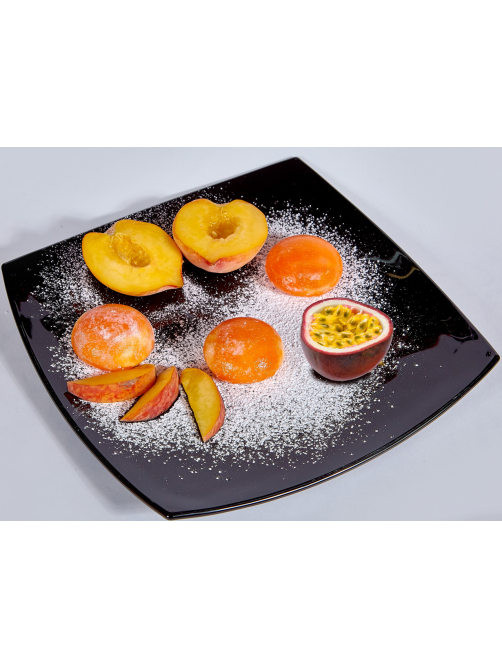 Мороженое сливочное Sweet Moon Mochi Ice Cream в рисовой глазури с персиком и маракуйей (35г х 8шт), 300г