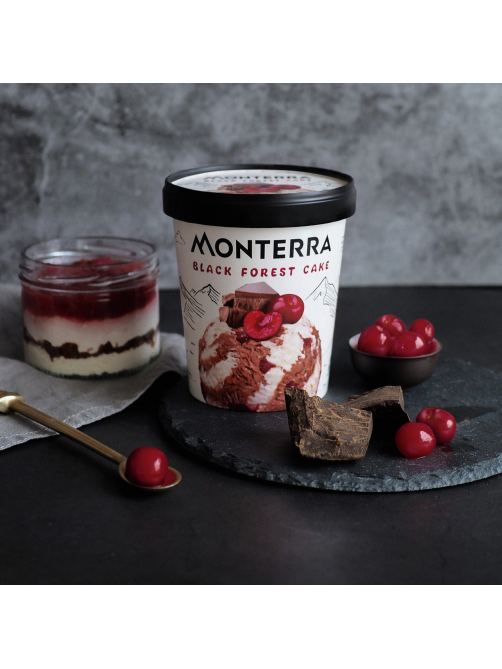 Мороженое сливочное Monterra Торт Черный лес с вишней, шоколадом и бисквитом, 300г