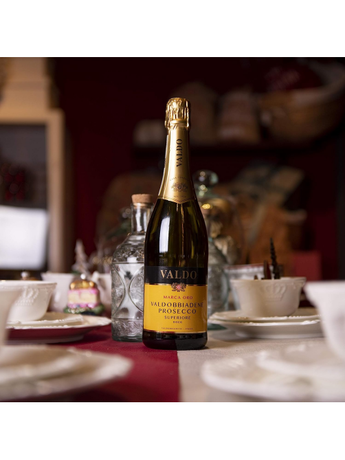 Вино игристое Valdo Prosecco Valdobbiadene Marca Oro белое брют, 0.75л