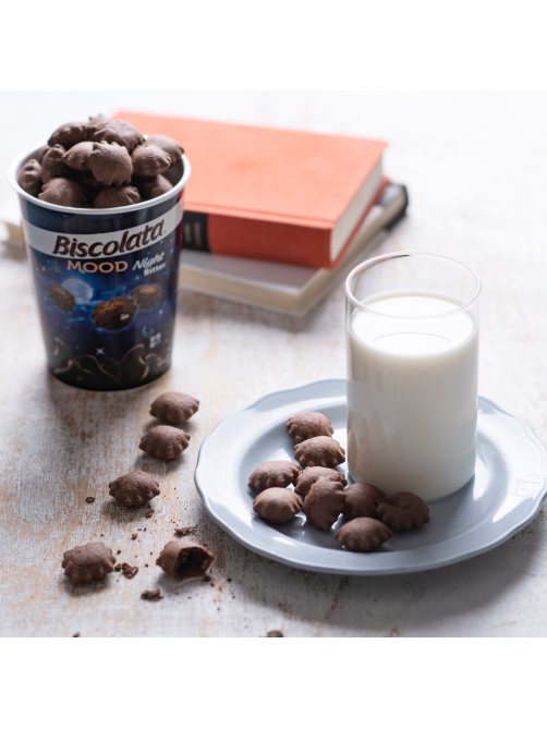 Печенье Biscolata Mood Night с какао и начинкой из черного шоколада, 115г