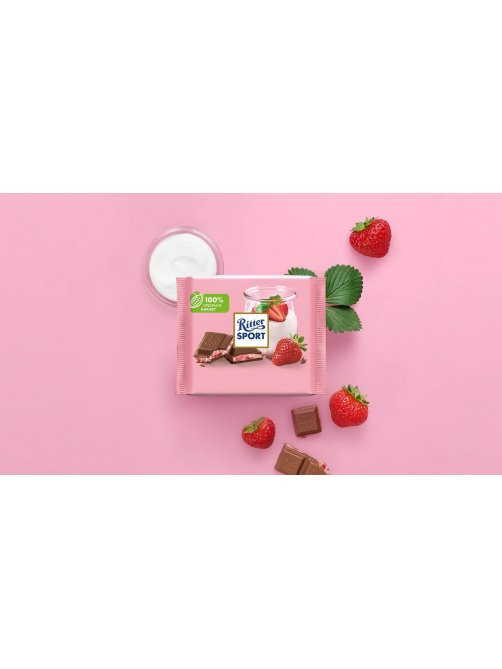 Шоколад Ritter Sport молочный клубника с йогуртом, 100г