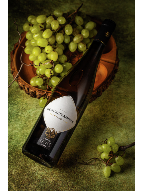 Вино Lavis Gewurztraminer белое полусухое, 0.75л