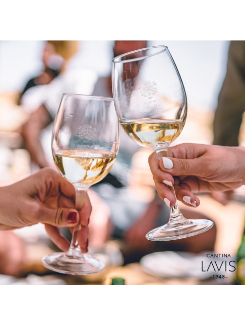 Вино Lavis Riesling белое полусухое, 0.75л
