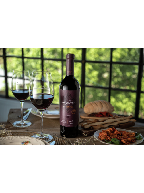 Вино Luigi Bosca De Sangre Malbec красное сухое, 0.75л