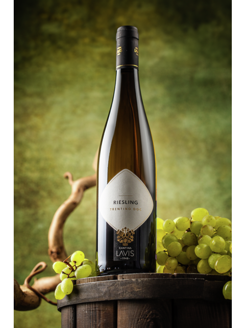 Вино Lavis Riesling белое полусухое, 0.75л