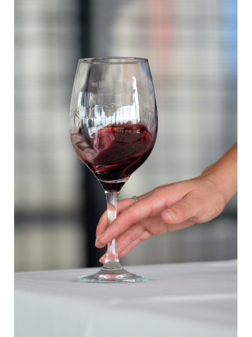 Вино безалкогольное Artis Merlot красное полусладкое, 0.75л