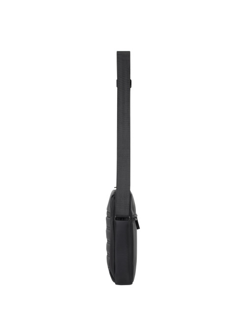Сумка на плечо BRAUBERG COMPACT с отделением для планшета 9,7'', 2 кармана, черная, 26,5x22x5,5 см, 240500