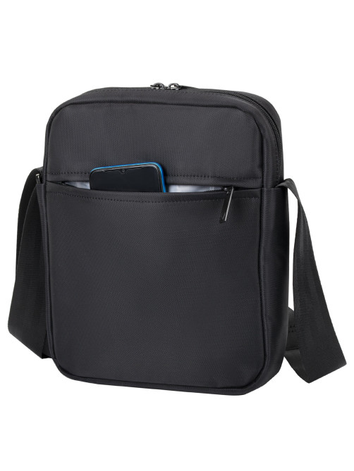Сумка на плечо BRAUBERG COMPACT с отделением для планшета 9,7'', 2 кармана, черная, 26,5x22x5,5 см, 240500