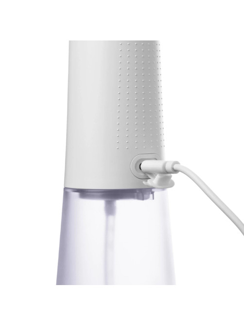 Ирригатор для полости рта REVYLINE RL 670, емкость резервуара 0,27 л, 2 насадки, белый, 9101