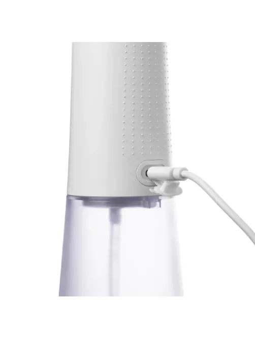 Ирригатор для полости рта REVYLINE RL 670, емкость резервуара 0,27 л, 2 насадки, белый, 9101