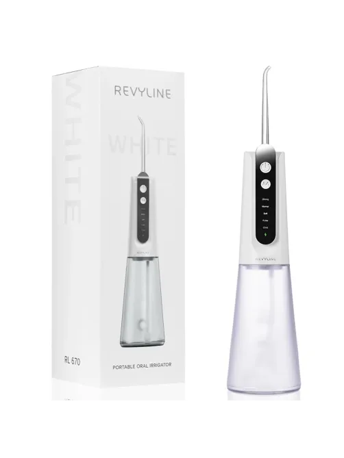 Ирригатор для полости рта REVYLINE RL 670, емкость резервуара 0,27 л, 2 насадки, белый, 9101