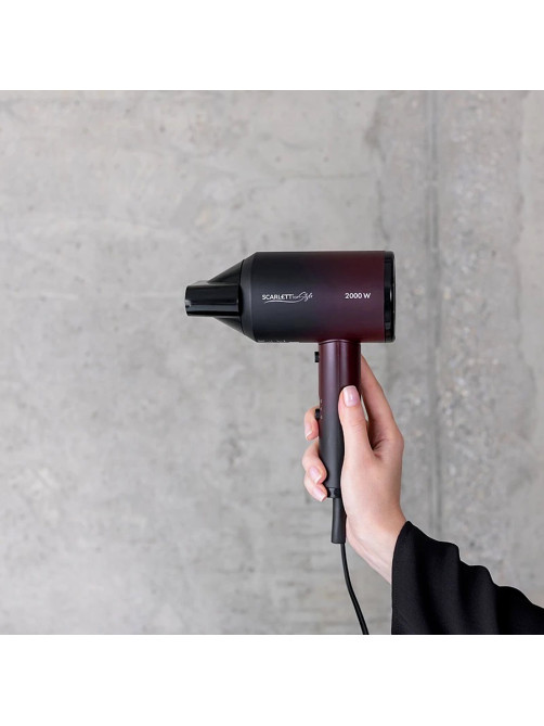 Фен SCARLETT SC-HD70I38, 2000 Вт, 2 скорости, 3 температурных режима, ионизация, черный/бордовый