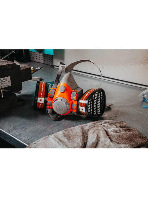 Полумаска фильтрующая Jeta Safety 6500, мягкий силиконовый материал, без фильтров, размер М, 6500-M