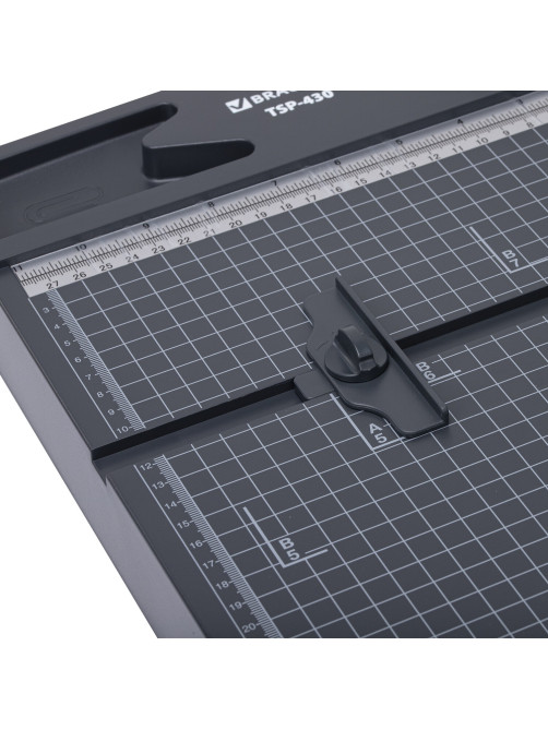 Резак сабельный BRAUBERG KATANA TSP-430, А4, на 30 л., длина реза 300 мм, пластиковое основание, 532983