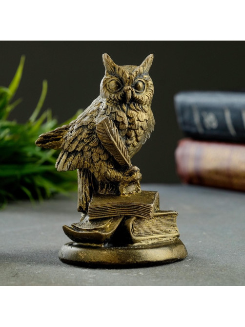 Фигурка гипс «Филин на книгах», состаренное золото, 11×7×7 см